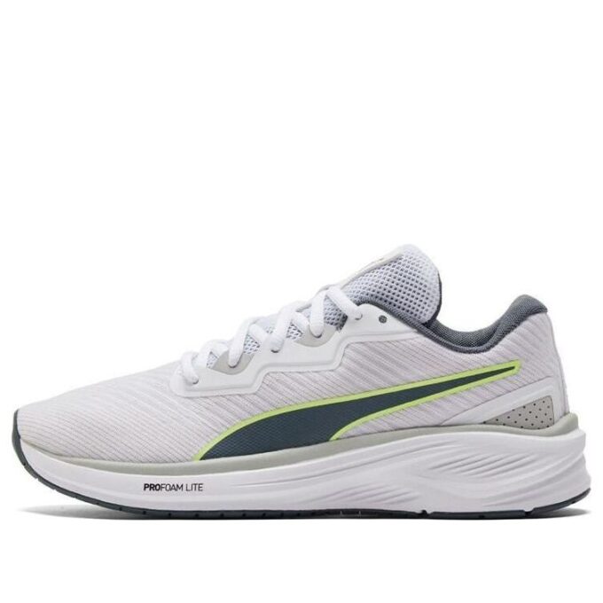 Aviator ProFoam Sky «Blanco pizarra oscura»