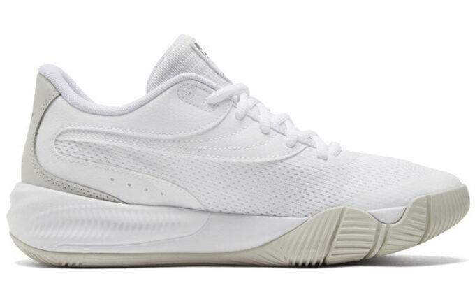 Baloncesto triple «blanco y negro»