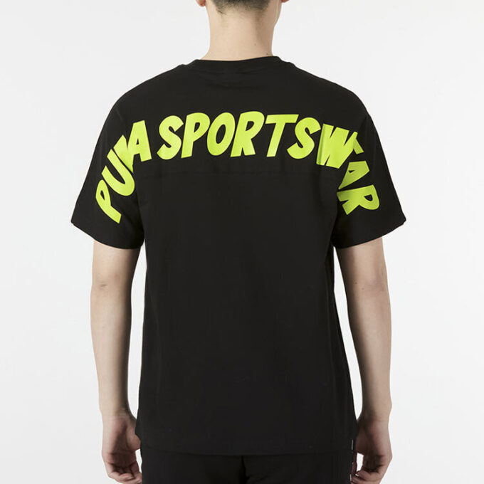 Camiseta deportiva con eslogan «Negra»