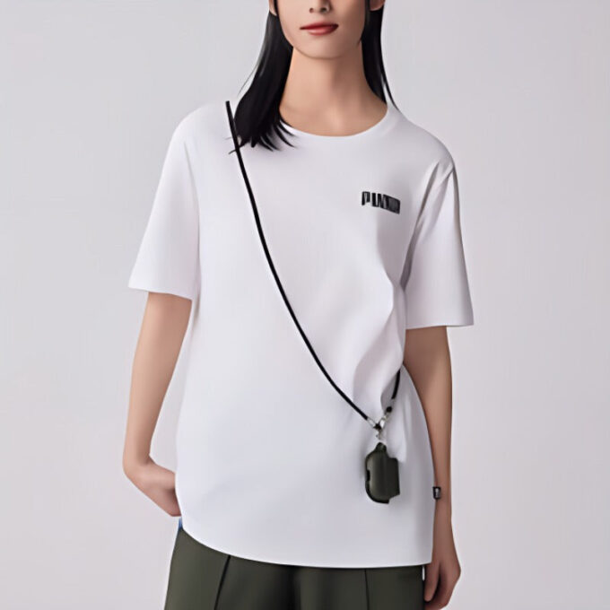 Camiseta Essentials con logo pequeño «Blanca»