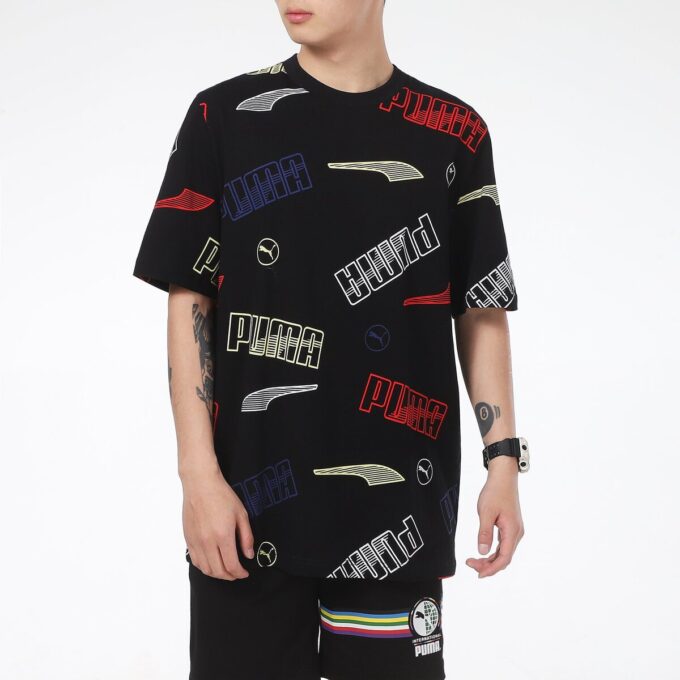 Camiseta lisa de corte regular «Negra»