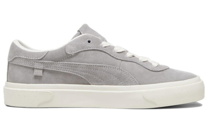 Capri Royale Suede «Gris claro y blanco»