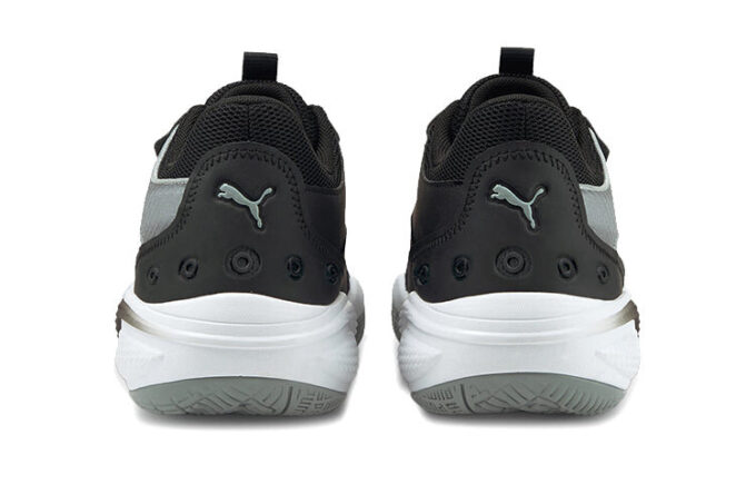 Equipo Court Rider «Negro Blanco»