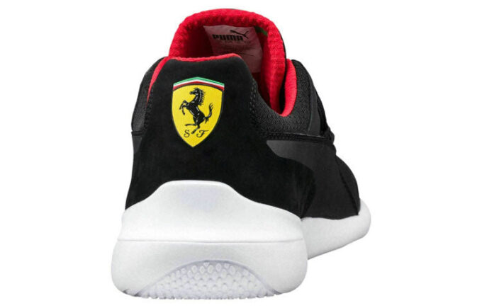 Ferrari Evo Cat «Negro»