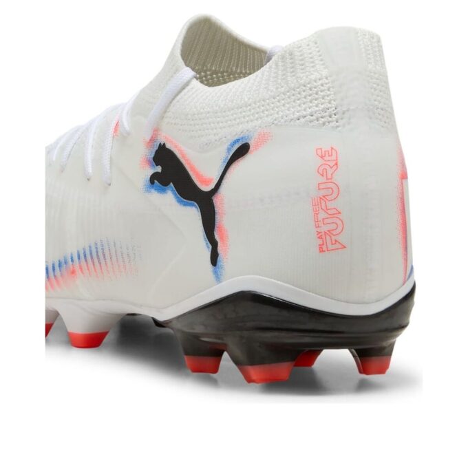 Future 8 Match «Blanco, negro, rojo brillante»