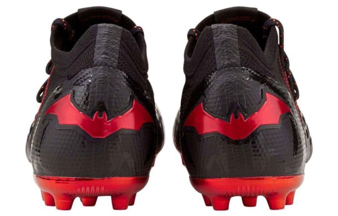 Future Z 1.3 MG x Batman «Negro Alto Riesgo Rojo»