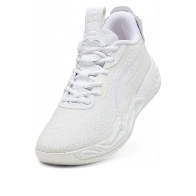 MB.04 Lo «Blanco hielo»