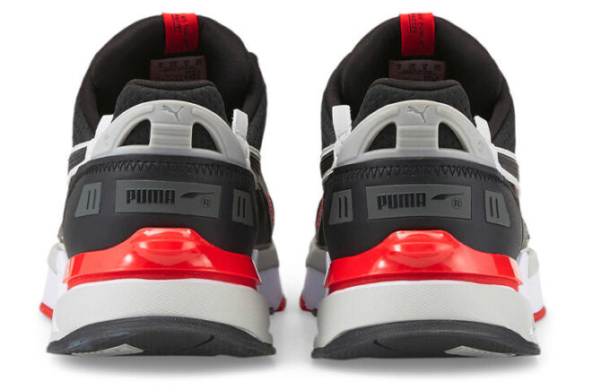 Mirage Sport Tech «Negro Alto Riesgo Rojo»