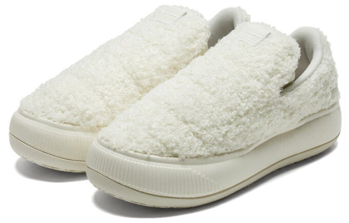 (Mujeres) Zapatillas sin cordones Mayu de gamuza «Teddy – Marshmallow»