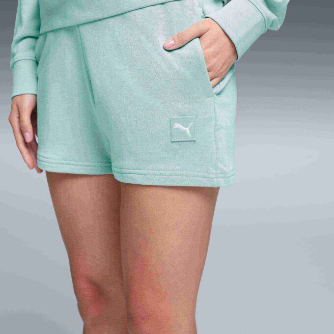 Pantalones cortos de tiro medio de 13 cm para mujer de Elevated Essentials Pantalones cortos de tiro medio de 13 cm para mujer de Elevated Essentials