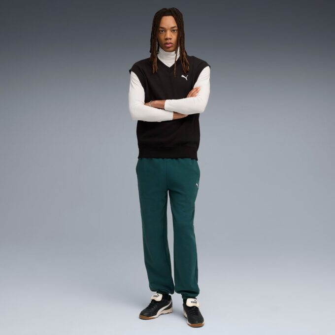 Pantalones deportivos holgados para hombre: básicos de armario