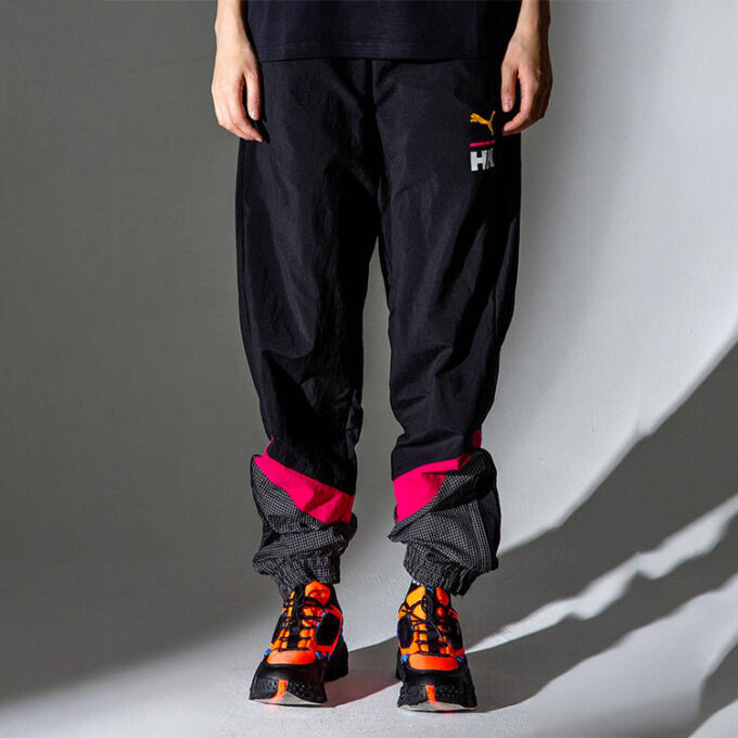Pantalones deportivos PUMA x Helly Hansen «Negro, Blanco y Rojo»