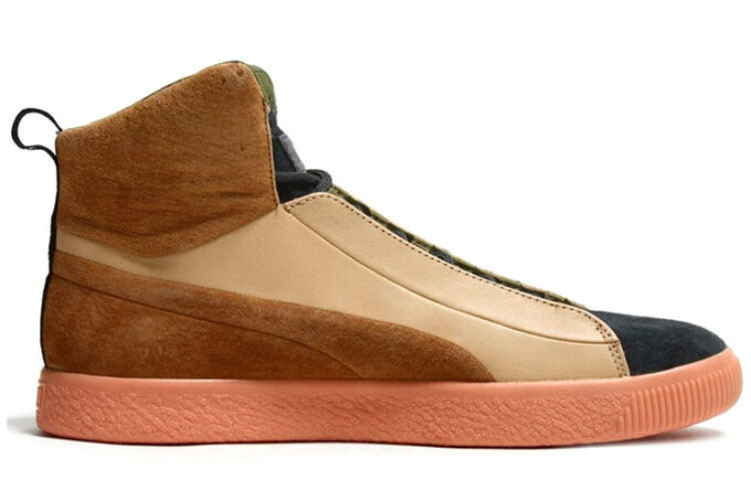 PUMA x Naturel Clyde Glow Mi «Marrón Beige»