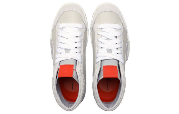 ROARINGWILD x Ralph Sampson 70 Mid «Gris Blanco Naranja»