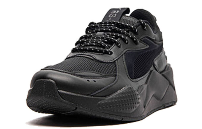 RS-X Core «Triple Negro»