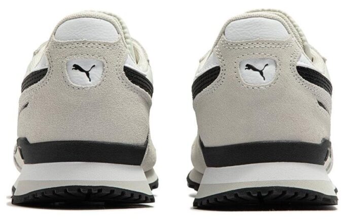 RX 737 Vintage «Blanco y negro susurrante»