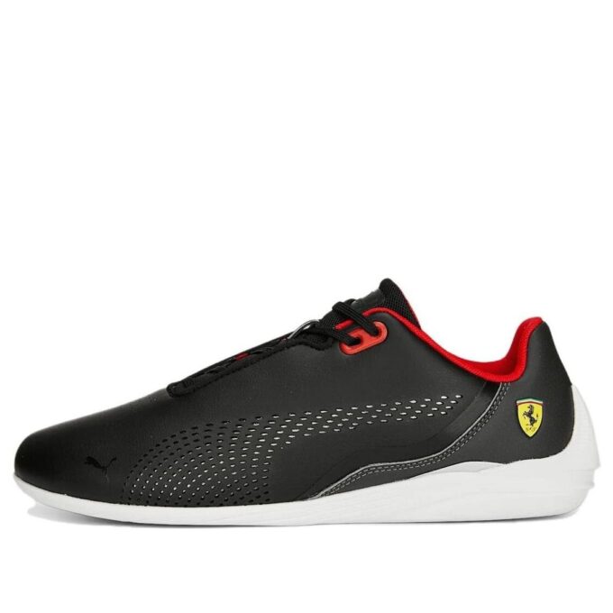 Scuderia Ferrari Drift Cat Decima Motorsport «Negro y blanco»