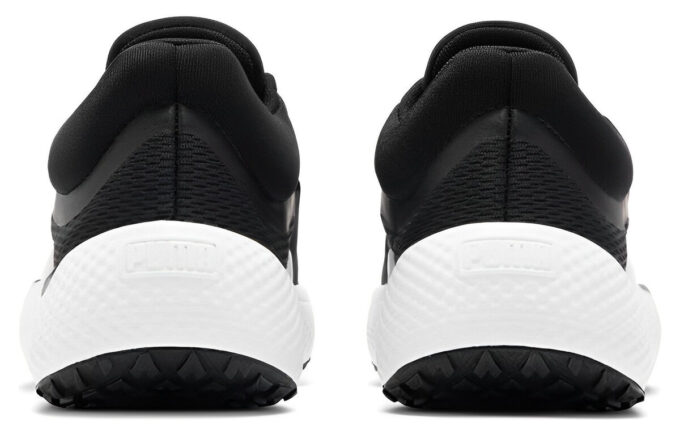 Softride Pro «Coast – Negro y Blanco»