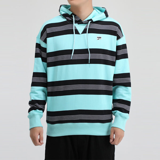 Sudadera con capucha a rayas del centro de la ciudad «Azul, blanco y negro»