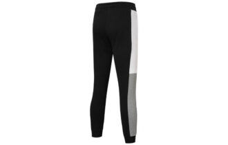 Sudadera con capucha Fusion y pantalones vaqueros oscuros «Negro»