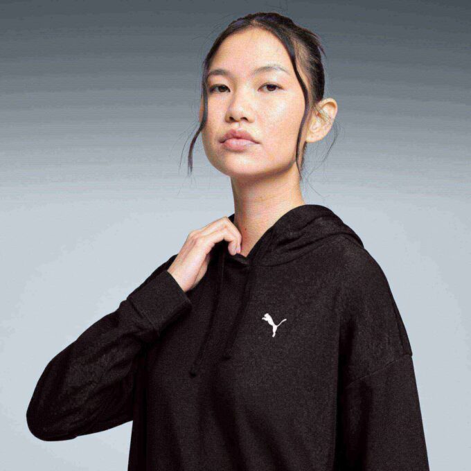 Sudadera con capucha relajada Essentials para mujer Sudadera con capucha relajada Essentials para mujer