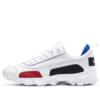 Trailfox x Outlaw Moscow «Blanco Rojo Negro»