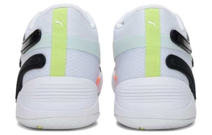 TRC Blaze Court «Blanco y negro»