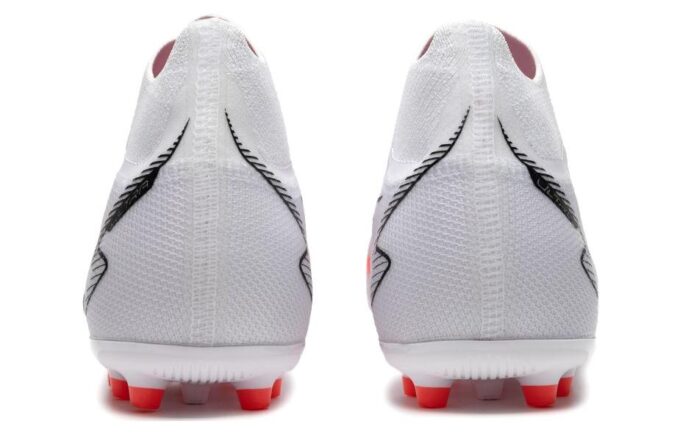 Ultra Match + LL MG «Blanco y Rojo»