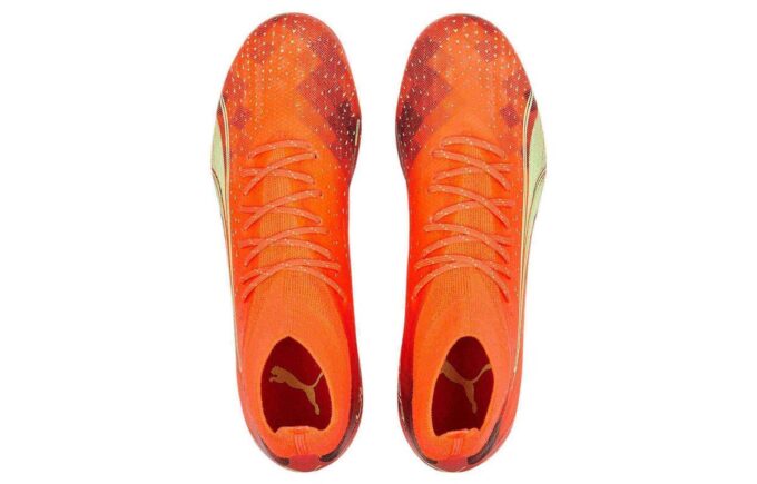 Ultra Pro FG AG «Paquete Intrépido – Naranja»