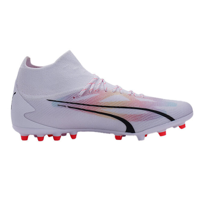 Ultra Pro MG «Orquídea de Fuego Blanca y Negra»