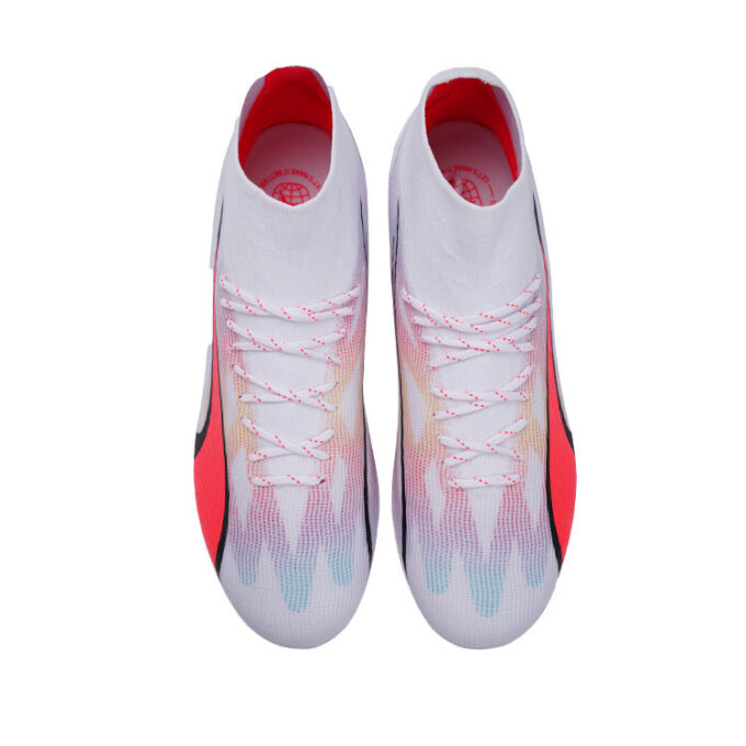 Ultra Pro MG «Orquídea de Fuego Blanca y Negra»