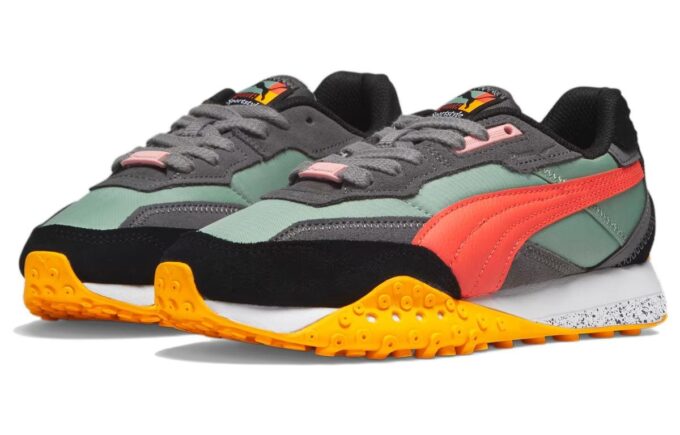 (WMNS) Blacktop Rider «Amor de marca»