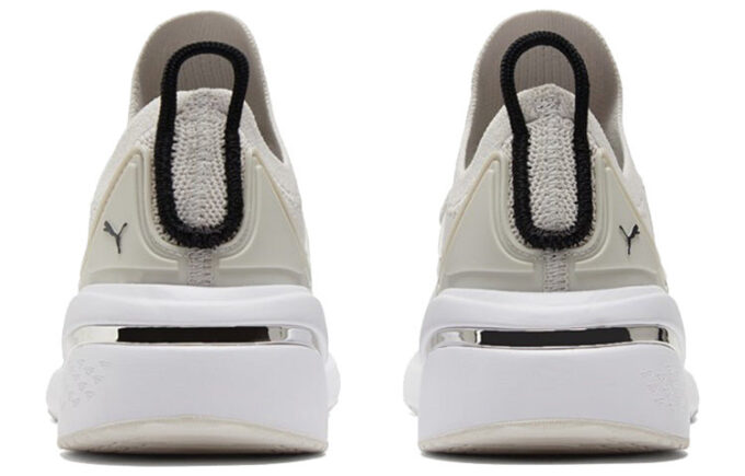 (WMNS) Forever XT «Nimbus Cloud Plata Metálico»
