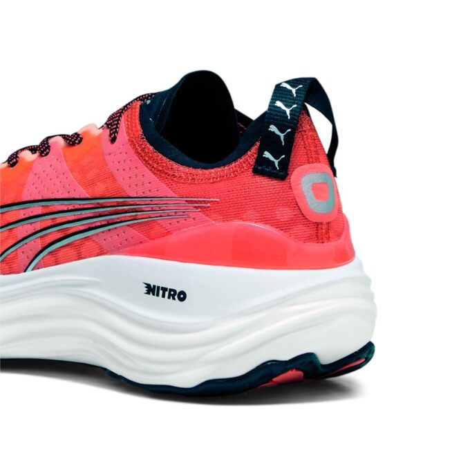 (WMNS) ForeverRun Nitro «Orquídea de Fuego Plateada»