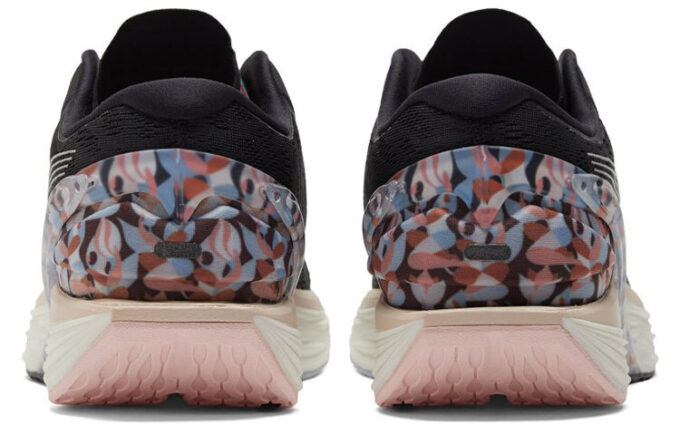 (WMNS) Maggie Stephenson x Run XX Nitro Artwork «Hielo Ártico Negro»