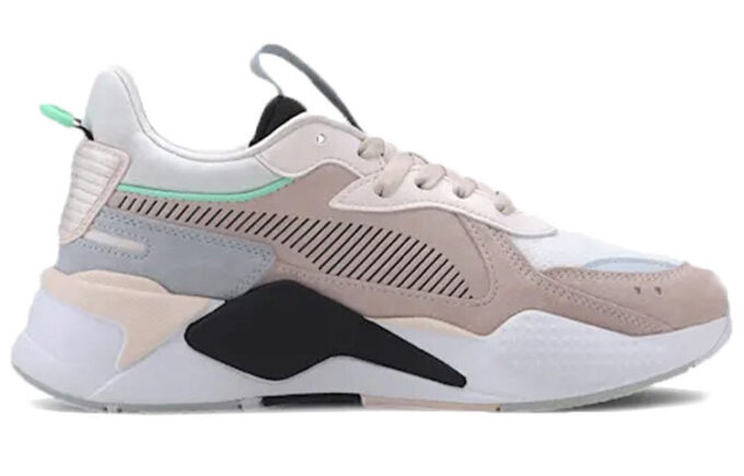 (WMNS) RS-X reinventa el «Agua de rosas»
