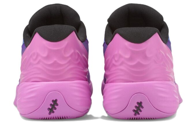 (WMNS) Stewie 1 «Causando Problemas»