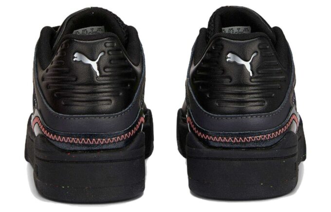 (WMNS) The Ragged Priest x Slipstream «Mundos chocan – Negro»