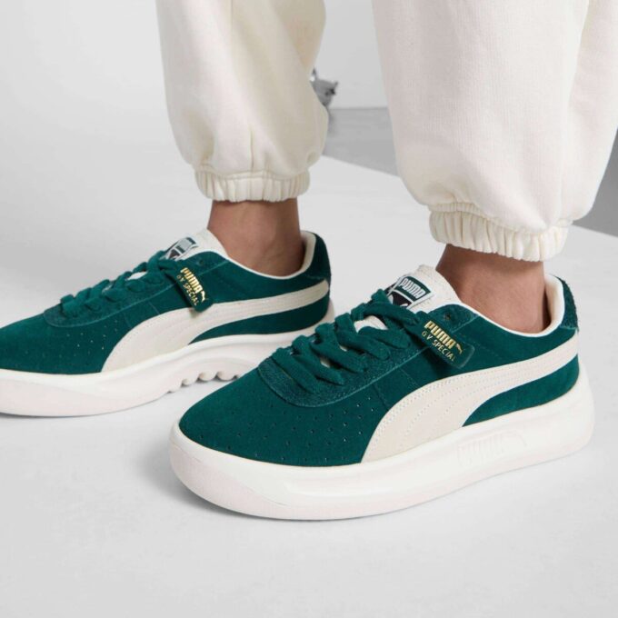 Zapatillas de ante especiales GV Zapatillas de ante especiales GV