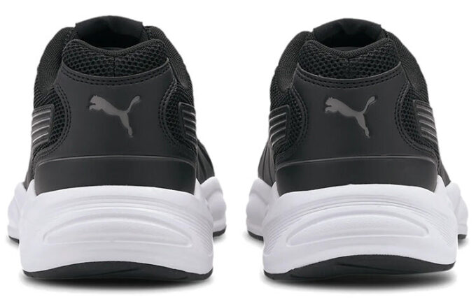 Zapatillas de running de los 90 «Nu Wave – Negras»