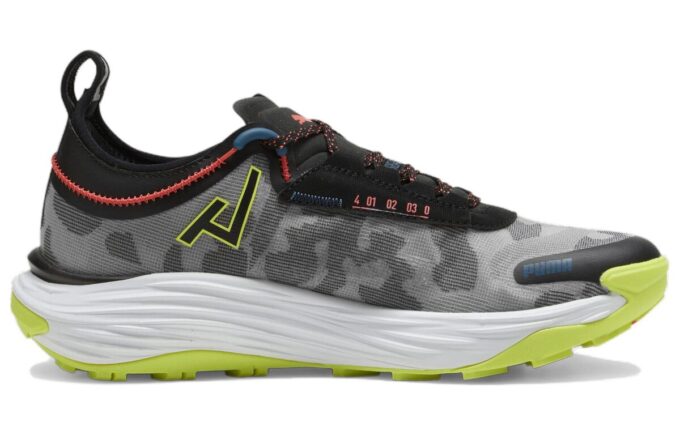Zapatillas de trail running Voyage NITRO 3 «Gris, negro y verde»