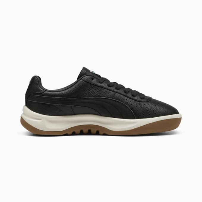 Zapatillas deportivas de base especial GV Zapatillas deportivas de base especial GV
